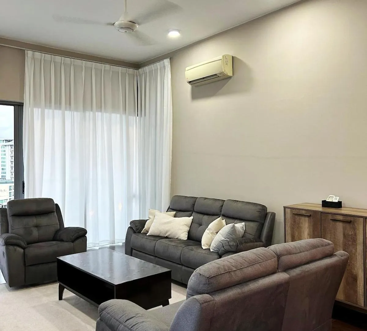 Loft With Pool Access, Same Floor As Swimming Pool Imago Mall 3R2B 1,320Sq Ft Euphoria Staycation Kota Kinabalu Malaisie